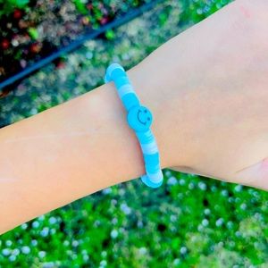 Cute fashionable bracelets for only 5$ please help my small business